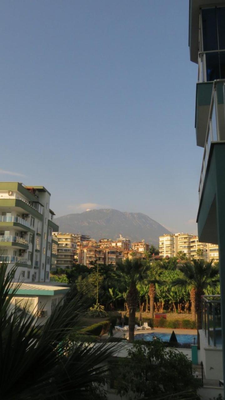 Angels Da Havuzlu 1+1 Apartment *